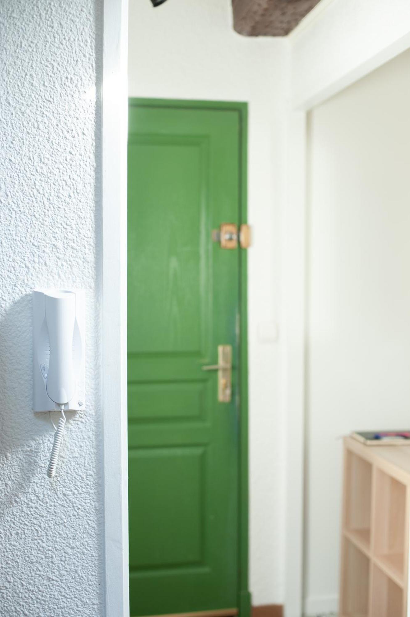 Appartement Chaleureux Au Pied De La Cite Avec Parking Carcasona Exterior foto